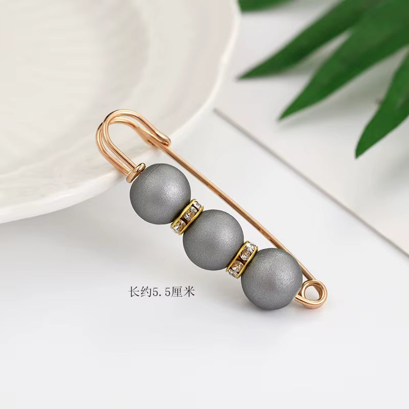 π BlingNtecH Luxe Pearl Spark Waist Pin β Where Elegance Meets Modern Glam π