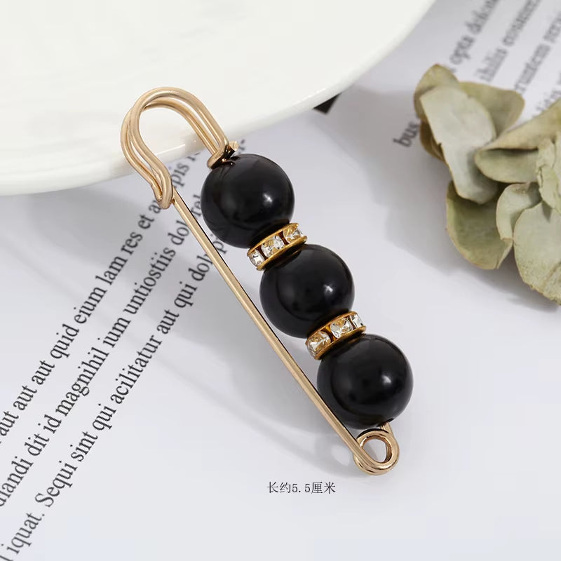 π BlingNtecH Luxe Pearl Spark Waist Pin β Where Elegance Meets Modern Glam π