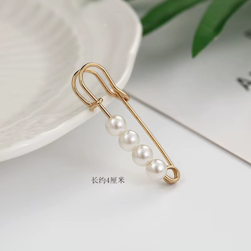 π BlingNtecH Luxe Pearl Spark Waist Pin β Where Elegance Meets Modern Glam π