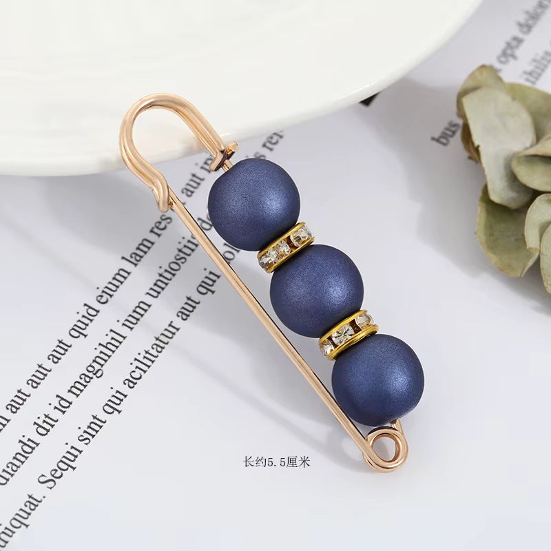 π BlingNtecH Luxe Pearl Spark Waist Pin β Where Elegance Meets Modern Glam π