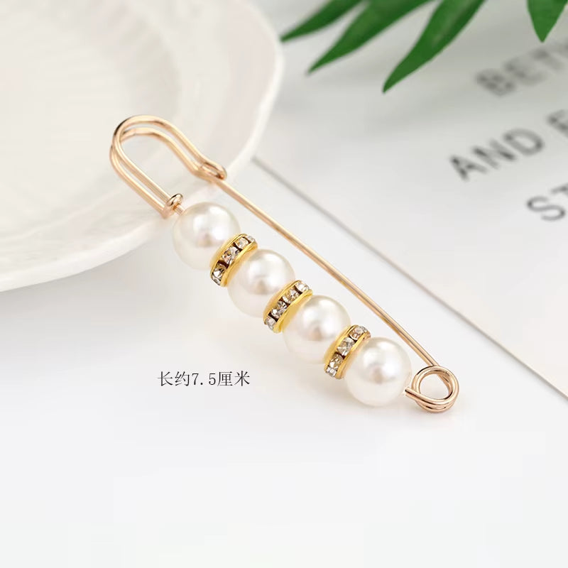 π BlingNtecH Luxe Pearl Spark Waist Pin β Where Elegance Meets Modern Glam π