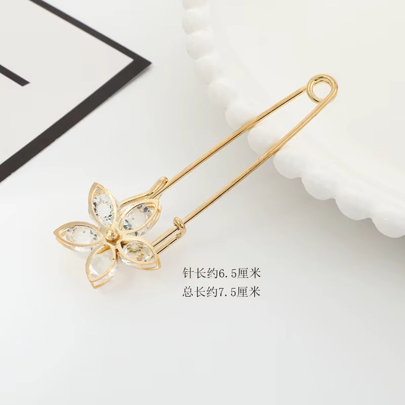 π BlingNtecH Luxe Pearl Spark Waist Pin β Where Elegance Meets Modern Glam π